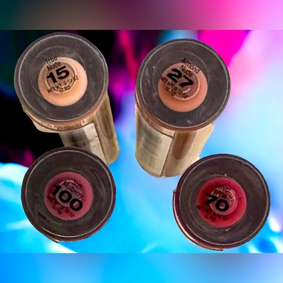 Neutrogena Hydro Boost Hydrating Lip Gloss, Vibrant, 0.1 oz Lot of four (4). - Picture 5 of 5